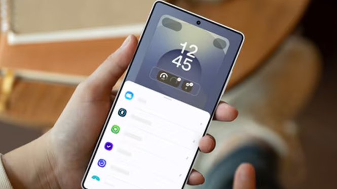 Google Bakal Bawa Fitur Stackable Widget OneUI Samsung ke Semua HP Android!