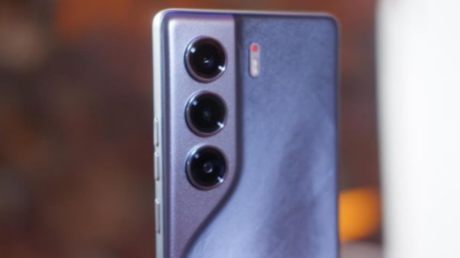 Tecno Camon 40 4G Resmi di Indonesia, Tombol Khusus Kamera & Harga Rp 2 Jutaan!