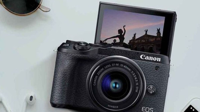5 Kamera Mirrorless Terbaik untuk Pemula dengan Budget Pas-Pasan!