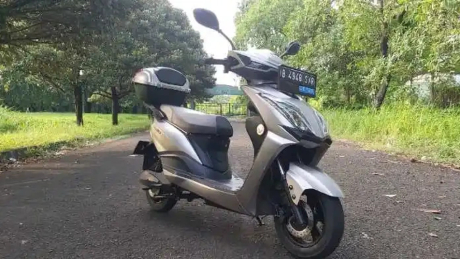 Rakata X5: Motor Listrik Bongsor dengan Fitur Canggih