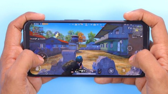Perbandingan AMOLED dan OLED: Mana yang Lebih Unggul untuk Gadget Anda?