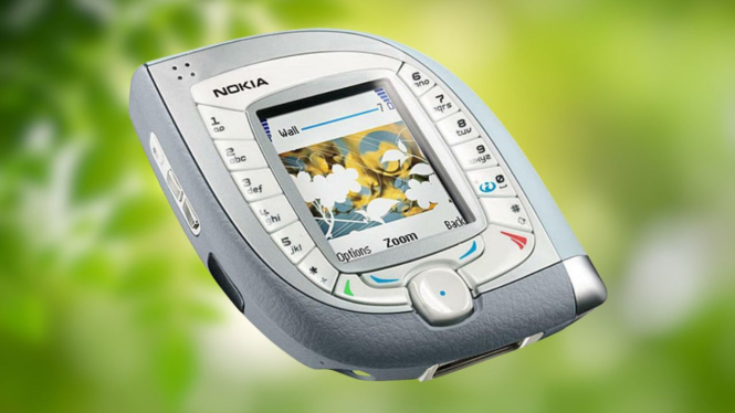 Nokia 7600 Rilis: HP Bentuk Ketupat dengan Keyboard dan Baterai Tahan 12 Hari
