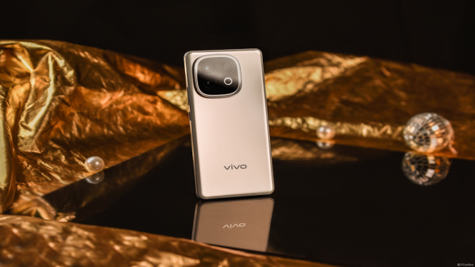 Vivo Y300 GT Meluncur Bawa SPek Gaming: Baterai 7620 mAh, Layar 144Hz dan Chip Dimensity 8400!