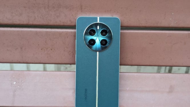 Kamera Sony LYT600 di Realme 12 Plus Ini Sempurna Untuk Konten Kreator