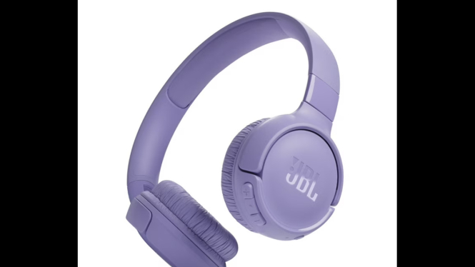 Awas! Ini Alasan Kenapa Earphone Bisa Lebih Berbahaya daripada Headphone!