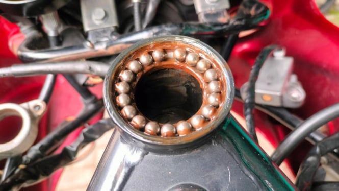 Cara Ganti Komstir Motor Sendiri