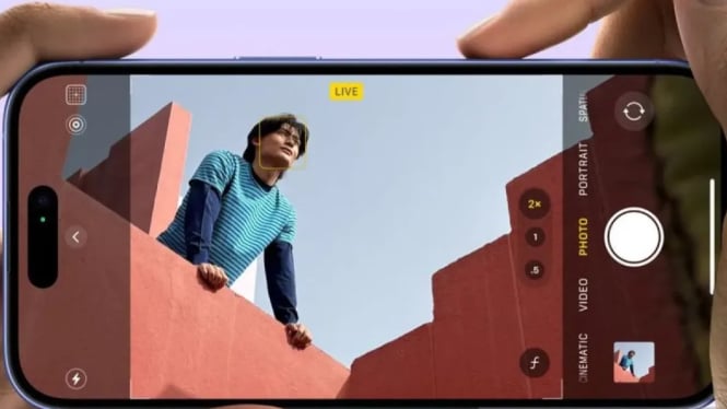 Ilustrasi - Apple iPhone 16.