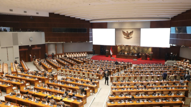 Begini Cara Memecat Anggota DPR yang Tidak Sesuai Harapan Rakyat!