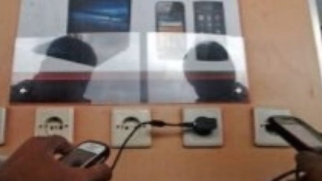 Bahaya Main HP Saat Dicas