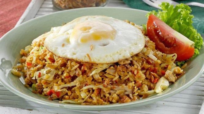 Hobi Makan Nasi Goreng