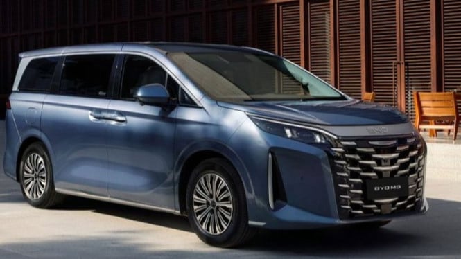 BYD M9 Hadir di Indonesia, Lebih Mahal Rp100 Juta dari Pasar Asalnya! Ini Alasannya!