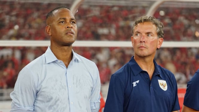 Patrick Kluivert dan Alex Pastoor