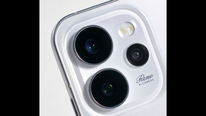 Bocoran Lengkap Oppo Reno15: Desain Mewah, 100W Charging, Cek Spesifikasinya