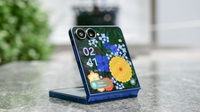 Samsung Galaxy Z Flip8