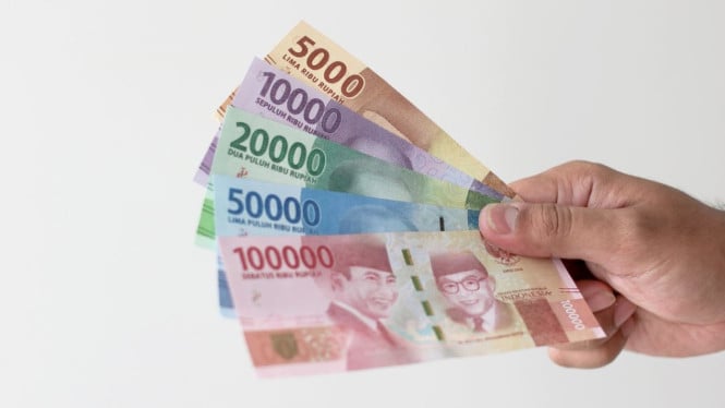 Hari Ini Rezekimu Meledak? Ramalan Keuangan 6 Zodiak 4 Desember 2025