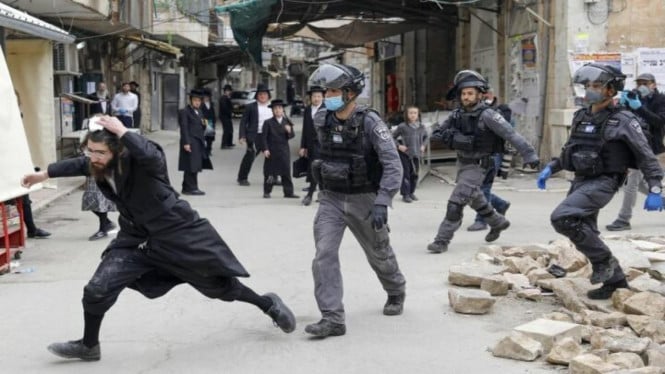 Rabi Yahudi Kontroversial Tewas