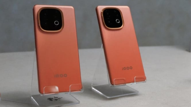 iQOO Neo 10 Uji Nyali, Performa Kencang dengan Harga Lebih Masuk Akal