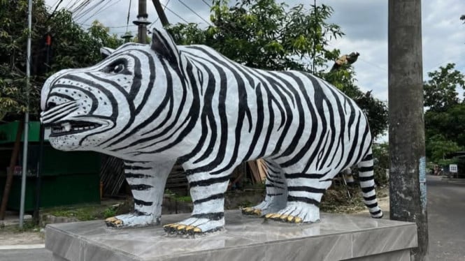 Patung Macan Putih Kediri Dana Desa atau Pribadi Ini Klarifikasi yang Dicari Warganet