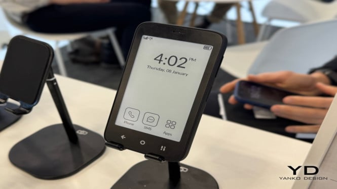 Perlawanan Mudita: Minimalisme Digital di Tengah Histeria AI CES 2026