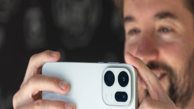 5 Ponsel Terbaik 2025: Mengapa Galaxy Z TriFold Mencuri Perhatian?