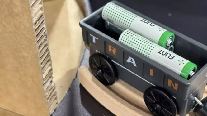 Baterai Kertas Ramah Lingkungan Siap Gantikan AA/AAA pada 2026!