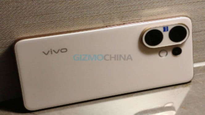 Bocoran Vivo V70 FE: Chipset Dimensity 7300 dan Fast Charging 90W