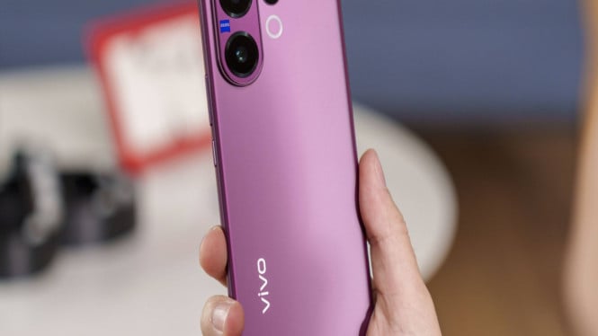 vivo Dominasi Pasar Smartphone India 2025, Apple Melesat