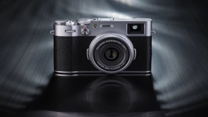 Fujifilm Rilis Instax mini Evo Cinema, Melawan Gempuran AI dengan Hasil Fisik
