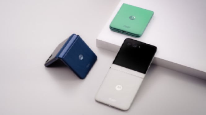 Motorola Razr 2025 Resmi Terima Update Android 16 di AS