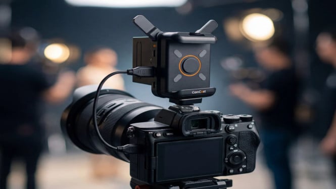 EZCast CamCast CT-1 Ubah HP Jadi Monitor Kamera Profesional