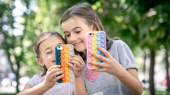 Akun WhatsApp yang Dikelola Orang Tua Kini Hadir, Ini Caranya!