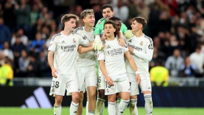 Arda Güler Cetak Gol Roket, Real Madrid Hancurkan Elche 4-1!