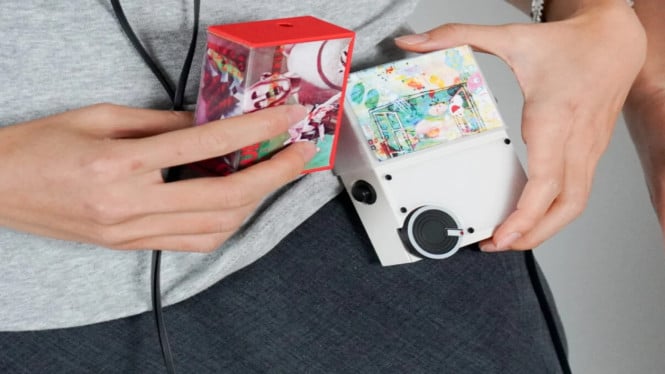 Analog CD Player: Inovasi Pemutar CD Transparan Arindam Kalita