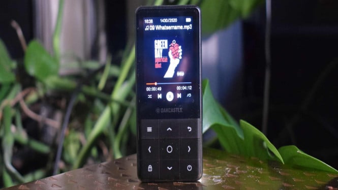 Review Oakcastle MP300: MP3 Player Murah untuk Digital Detox