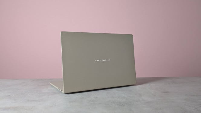 Review Asus Zenbook A16: Laptop 16 Inci Tertipis & Baterai Awet