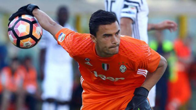 Jadi Kiper Bagus di Tim yang Lagi Sulit, Emil Audero Perlu Rumah Baru