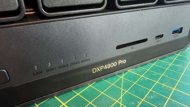 Review Ugreen DXP4800 Pro: NAS 4-Bay Powerhouse dengan Port 10GbE