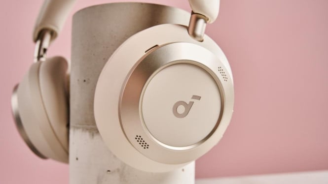 Anker Soundcore Space One Pro