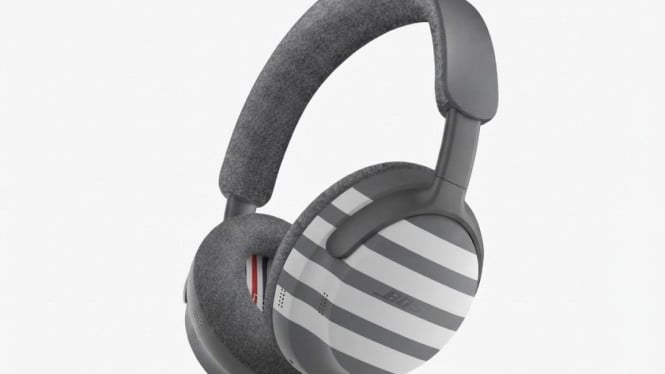 Bose x Thom Browne QuietComfort Ultra Edisi Terbatas, Banderol Rp16,8 Jutaan