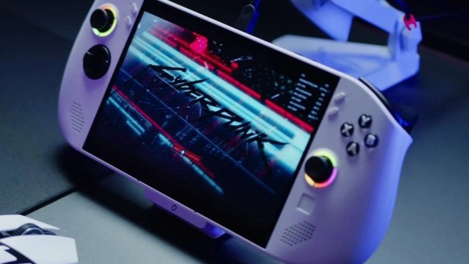 Lenovo Legion Go S, handheld gaming dengan desain unibodi yang lebih ringkas dan ringan.