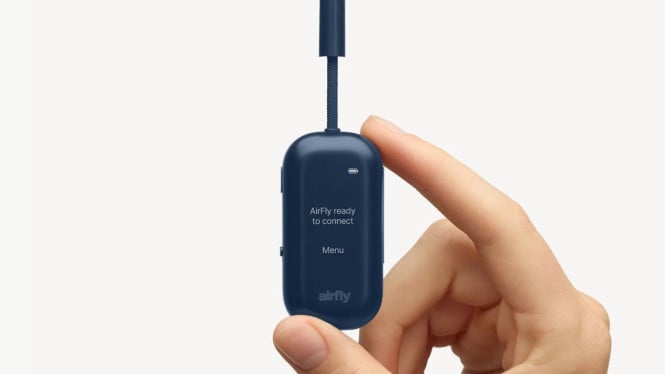 AirFly View menghadirkan layar mini untuk memudahkan pengaturan koneksi Bluetooth dan pemantauan sisa baterai secara langsung.