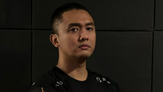 Uus Ajak Hokky Caraka Ikut Stand Up Comedy usai Gagal Tampil di Piala Dunia