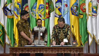 Bersama Penjabat Gubernur Sulbar, Ismail Pakaya Ikuti Geladi Pelantikan Penjabat Gubernur