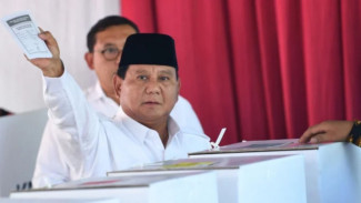 Hampir 50 Persen Pemilih PDIP Nyebrang ke Prabowo Subianto
