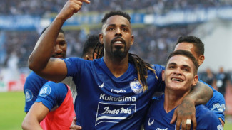Carlos Fortes Mengganas, Perburuan Top Skor BRI Liga 1 Memanas