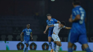 Akhirnya, Persib Akhiri Paceklik Kemenangan Usai Tumbangkan Persik Kediri 2-1