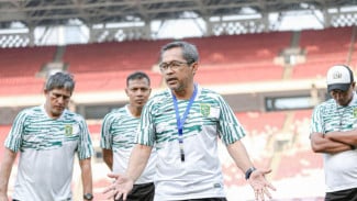 Siapa Pengganti Aji Santoso? Ini Jawaban Manajemen Persebaya 