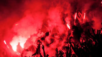 Suporter Sepak Bola Paling Militan di Dunia: Antusiasme Tanpa Batas