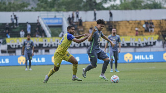 BRI Liga 1 2023/24: Persebaya Prepare Lawan PSIS Semarang, Uston Nawawi Mantapkan Ini