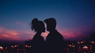 Ramalan Zodiak Cinta 6 Februari 2024: Kasih, Perasaan, dan Keberanian